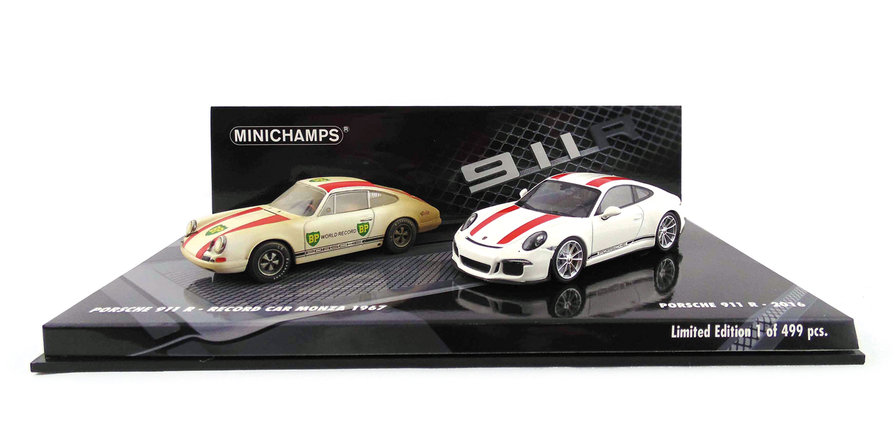2-CAR SET - PORSCHE 911 R 2016 WHITE / PORSCHE 911 R 1967 RECORD CAR