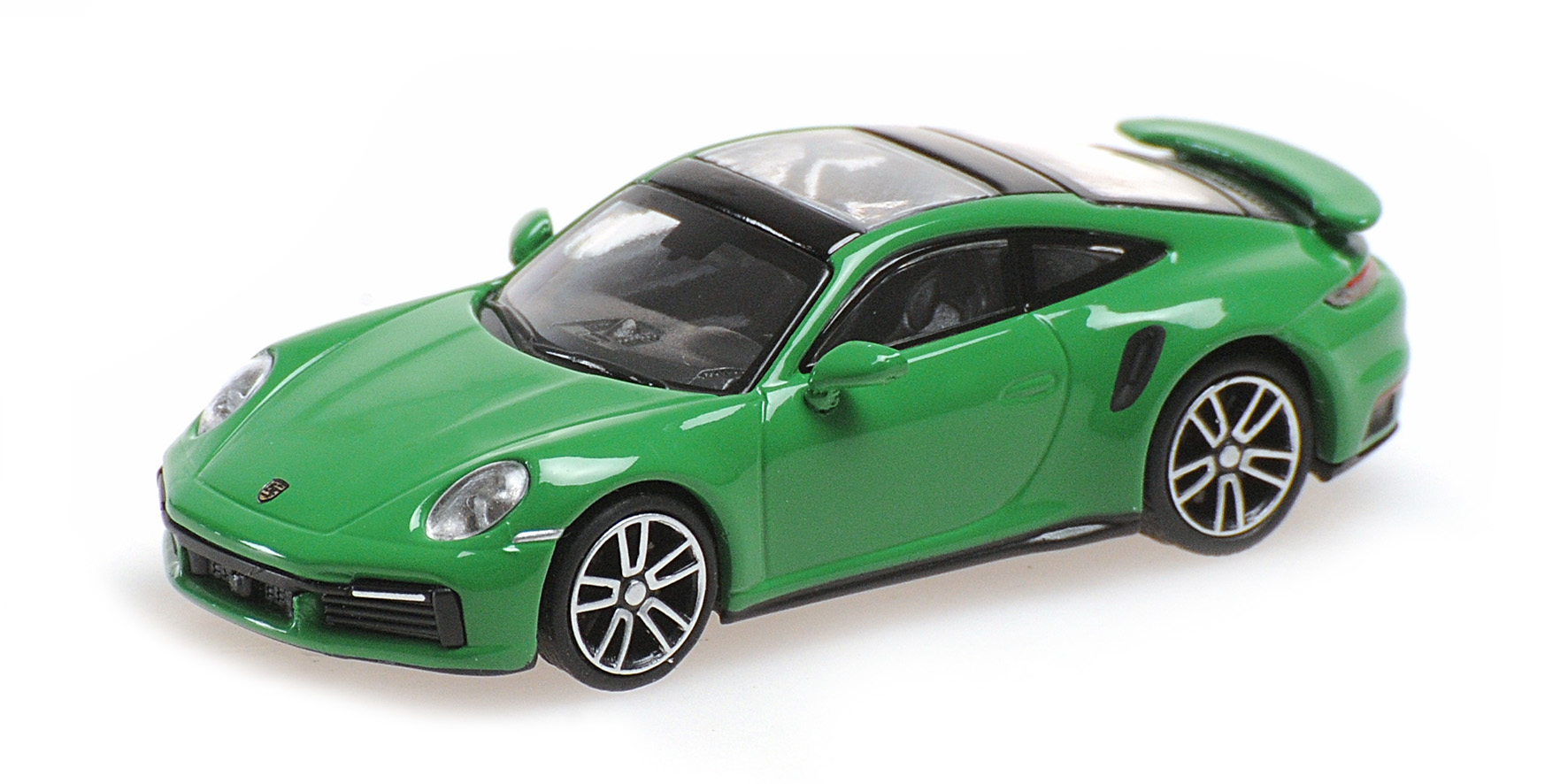 PORSCHE 911 (992) TURBO S - 2020 - GREEN