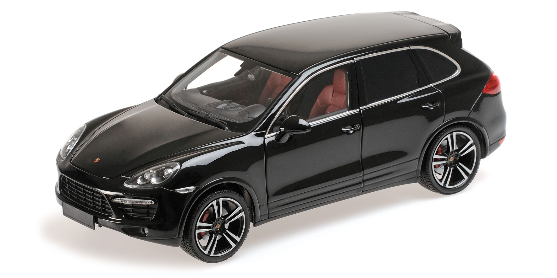 PORSCHE CAYENNE TURBO S - 2012 - BLACK METALLIC