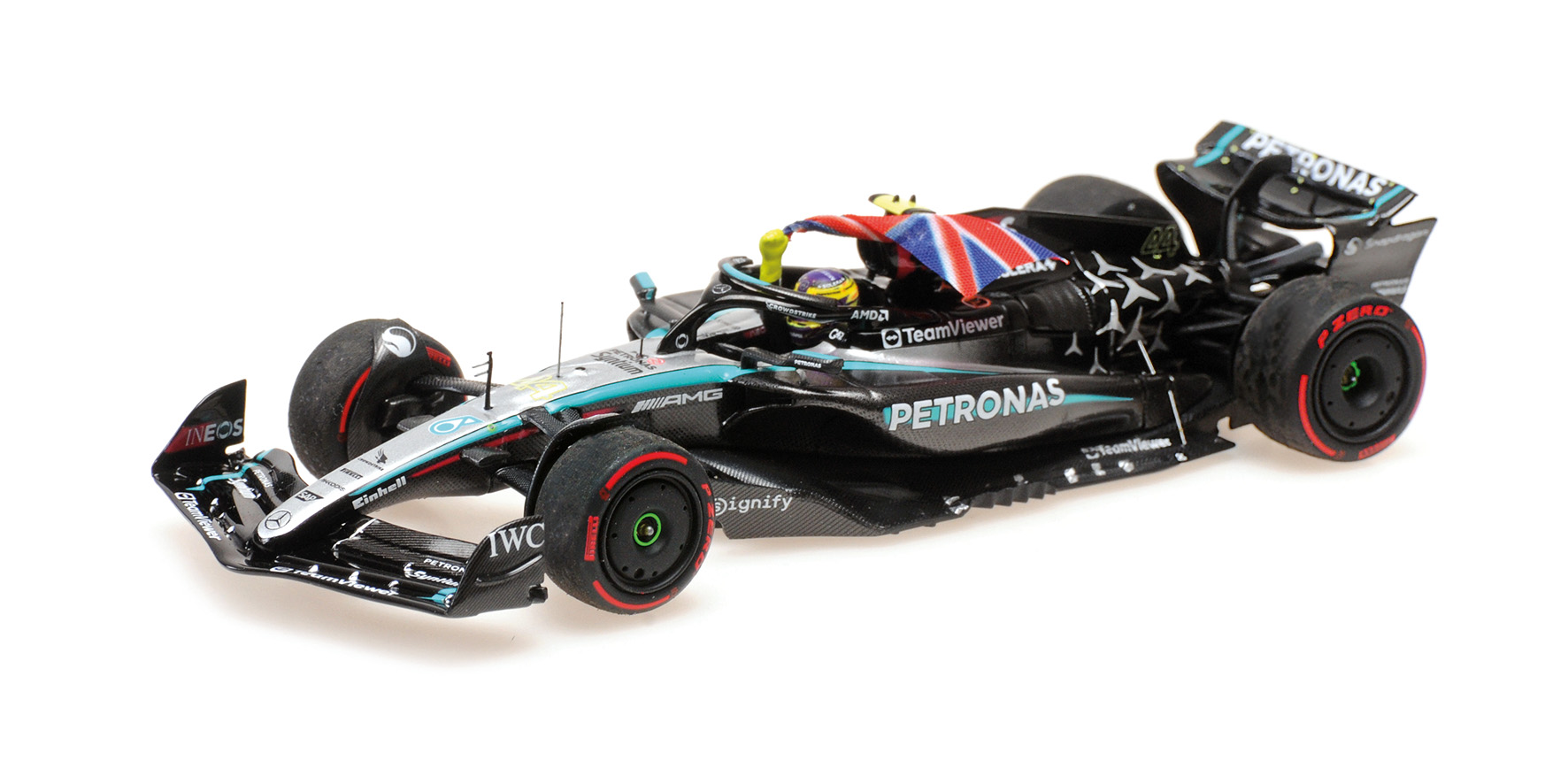 MERCEDES-AMG PETRONAS F1 TEAM F1 W15 E PERFORMANCE - LEWIS HAMILTON - WINNER BRITISH GP 2024 W/FLAG