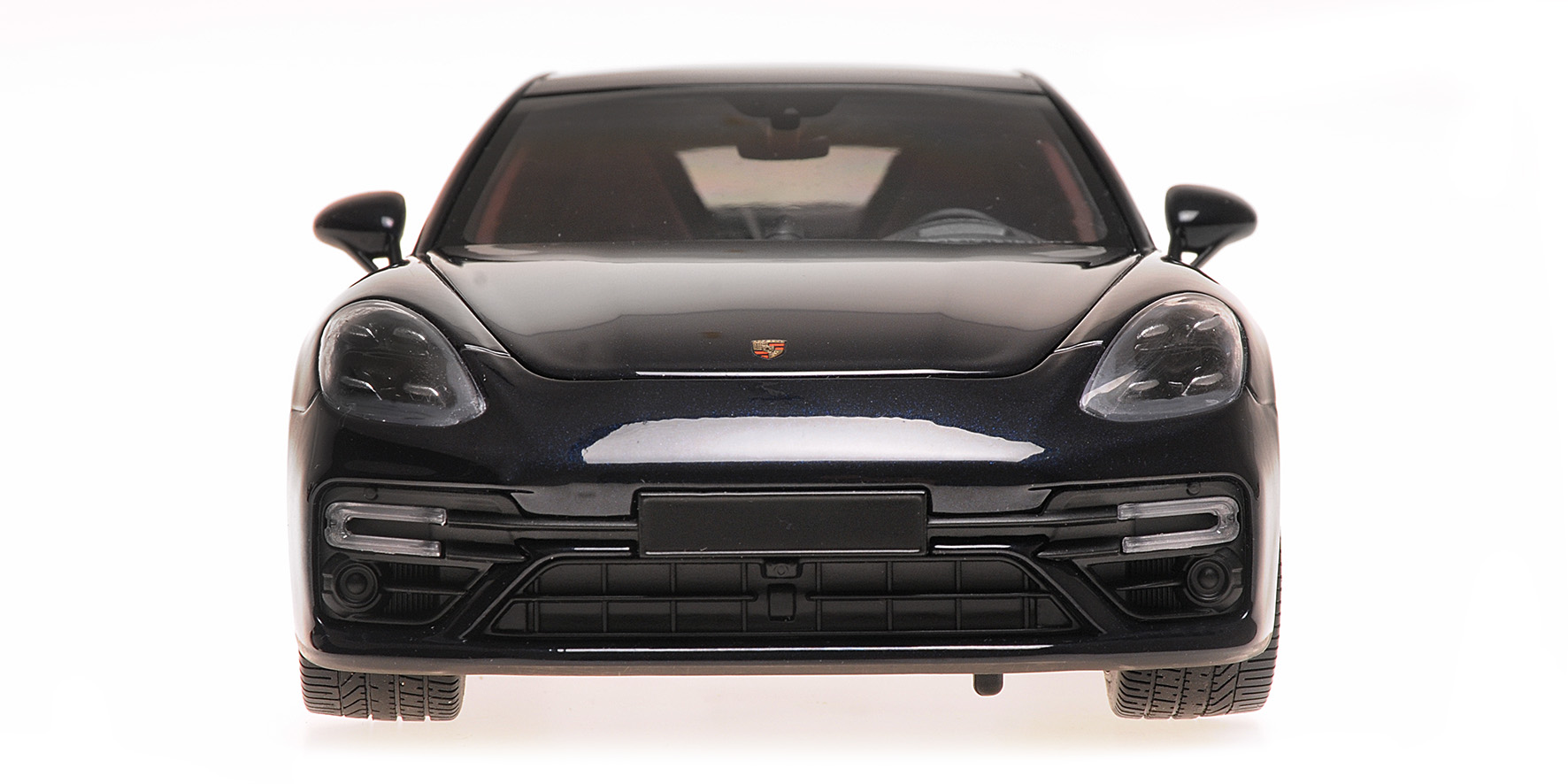 PORSCHE PANAMERA TURBO S - 2020 - BLUE METALLIC