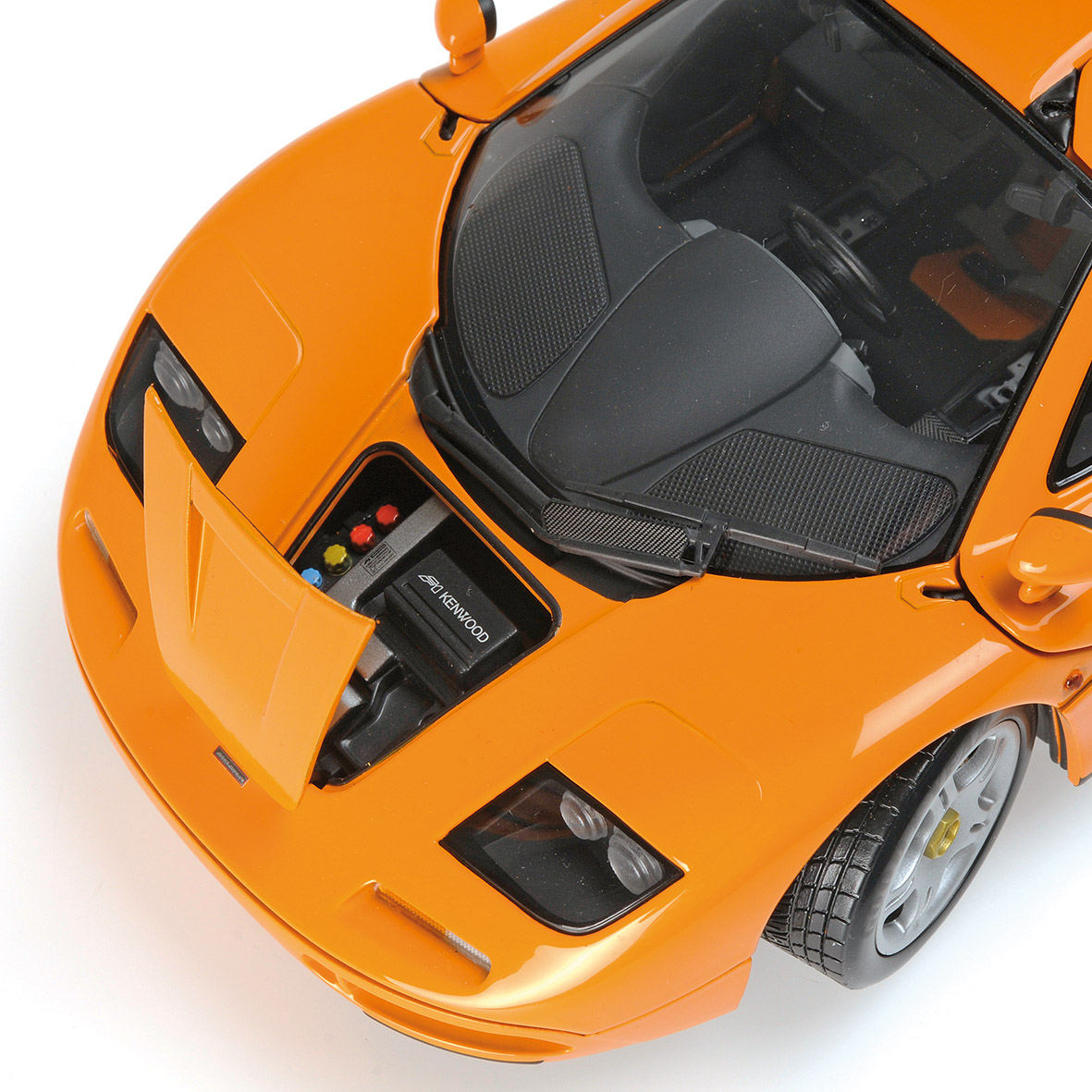 MCLAREN F1 - ROAD CAR - 1993 - ORANGE