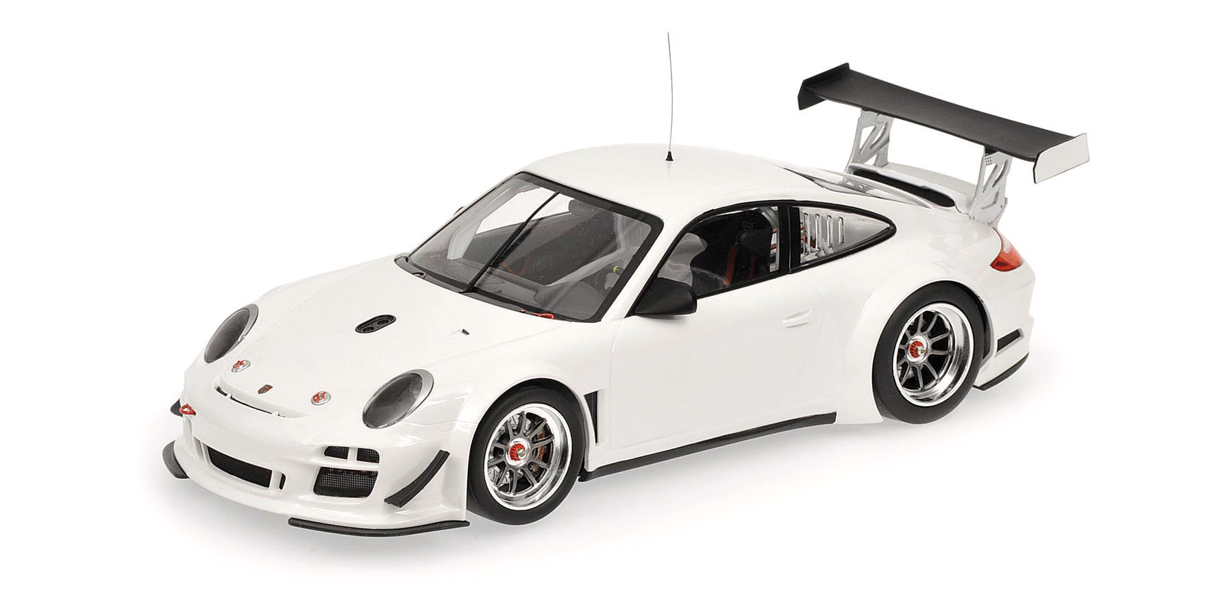 PORSCHE 911 GT3R - 'STREET' - 2010 - WHITE