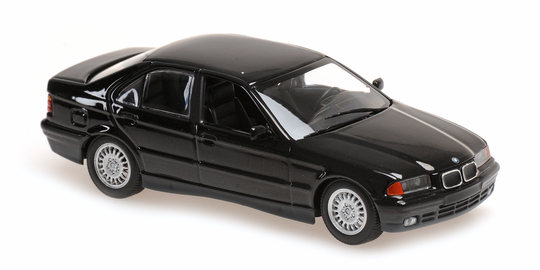 BMW 3-SERIES LIMOUSINE - 1992 - BLACK METALLIC