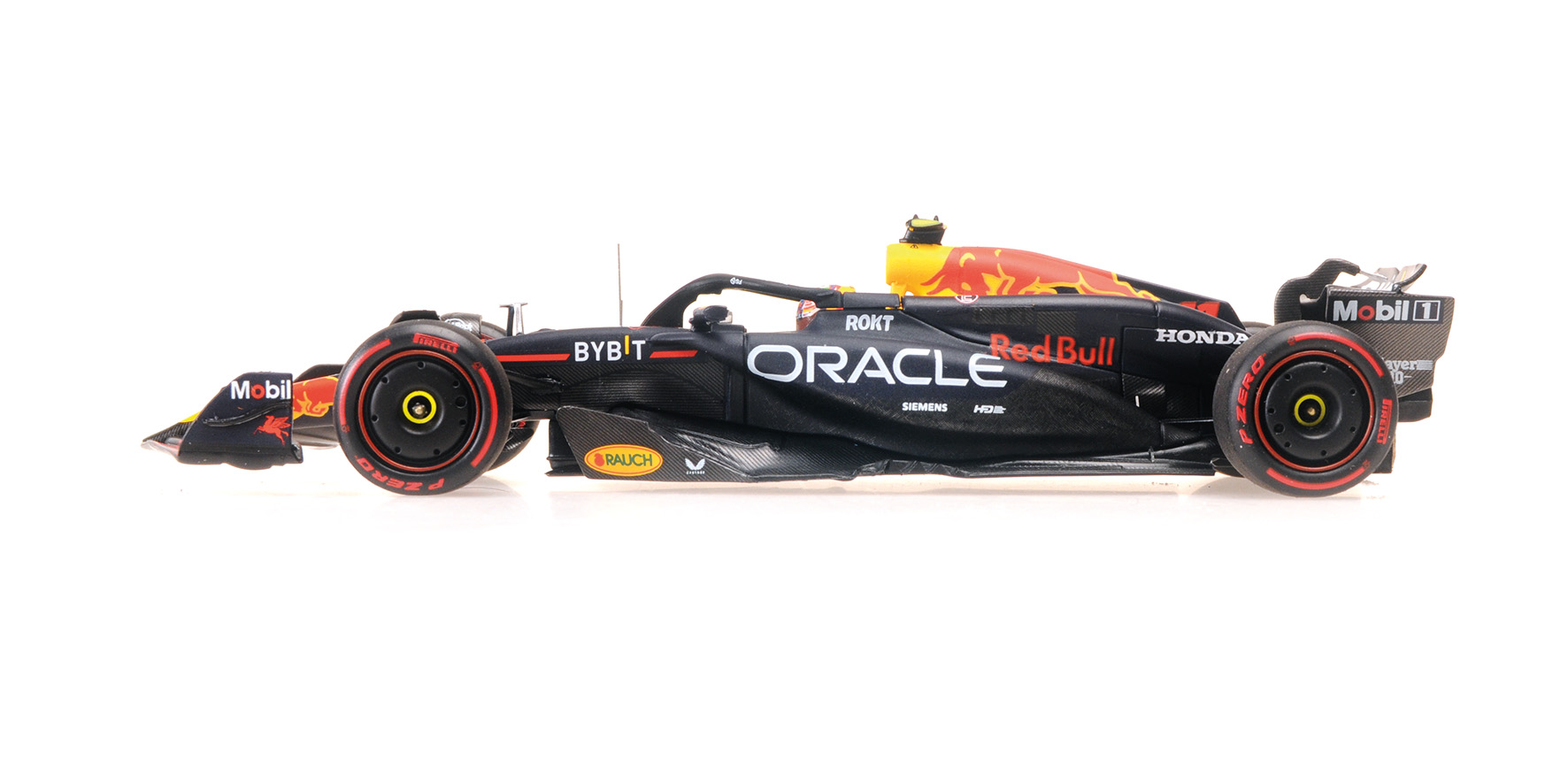 ORACLE RED BULL RACING RB20 - SERGIO PÉREZ - 2024
