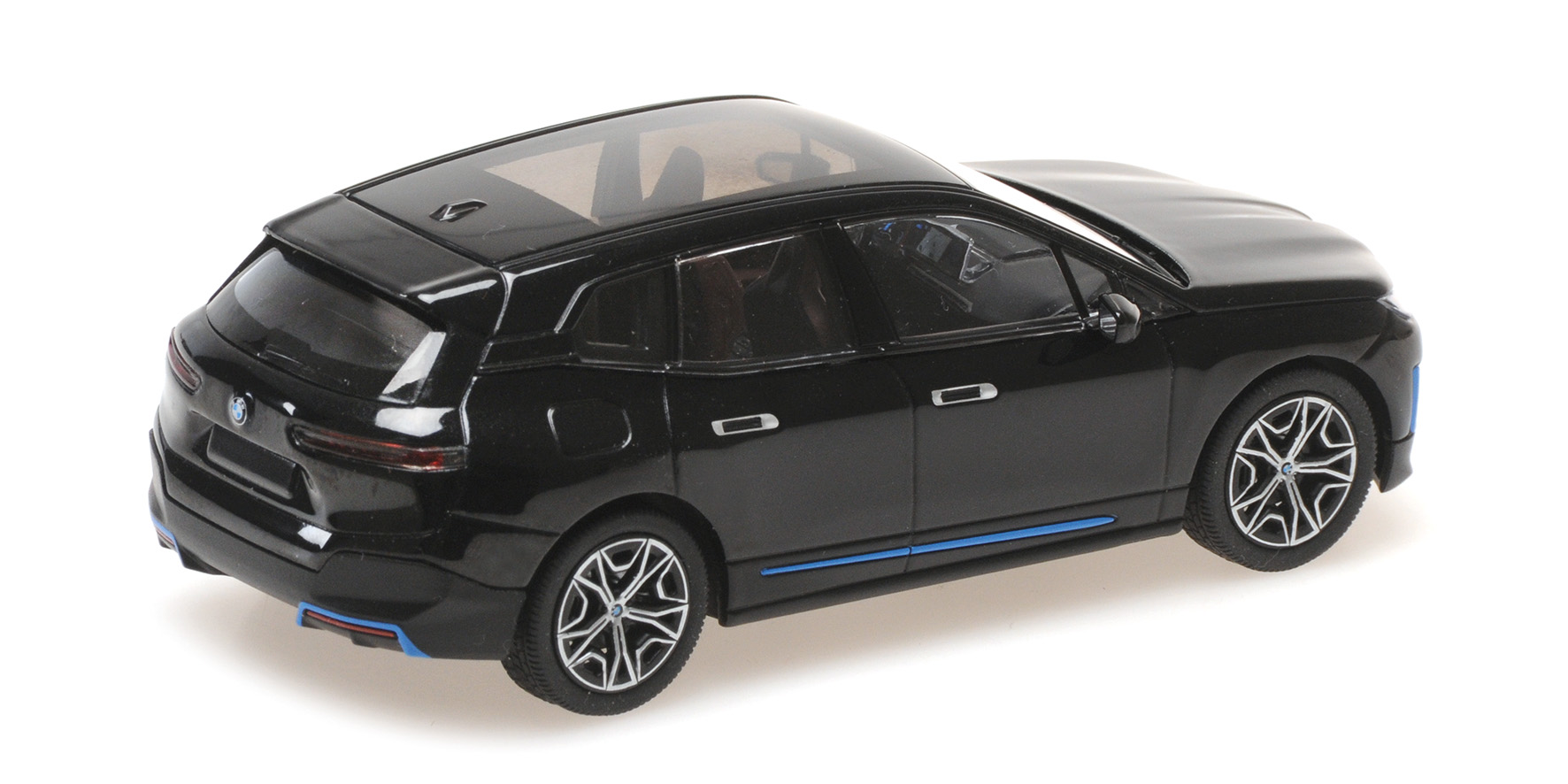 BMW IX - 2023 - BLACK METALLIC