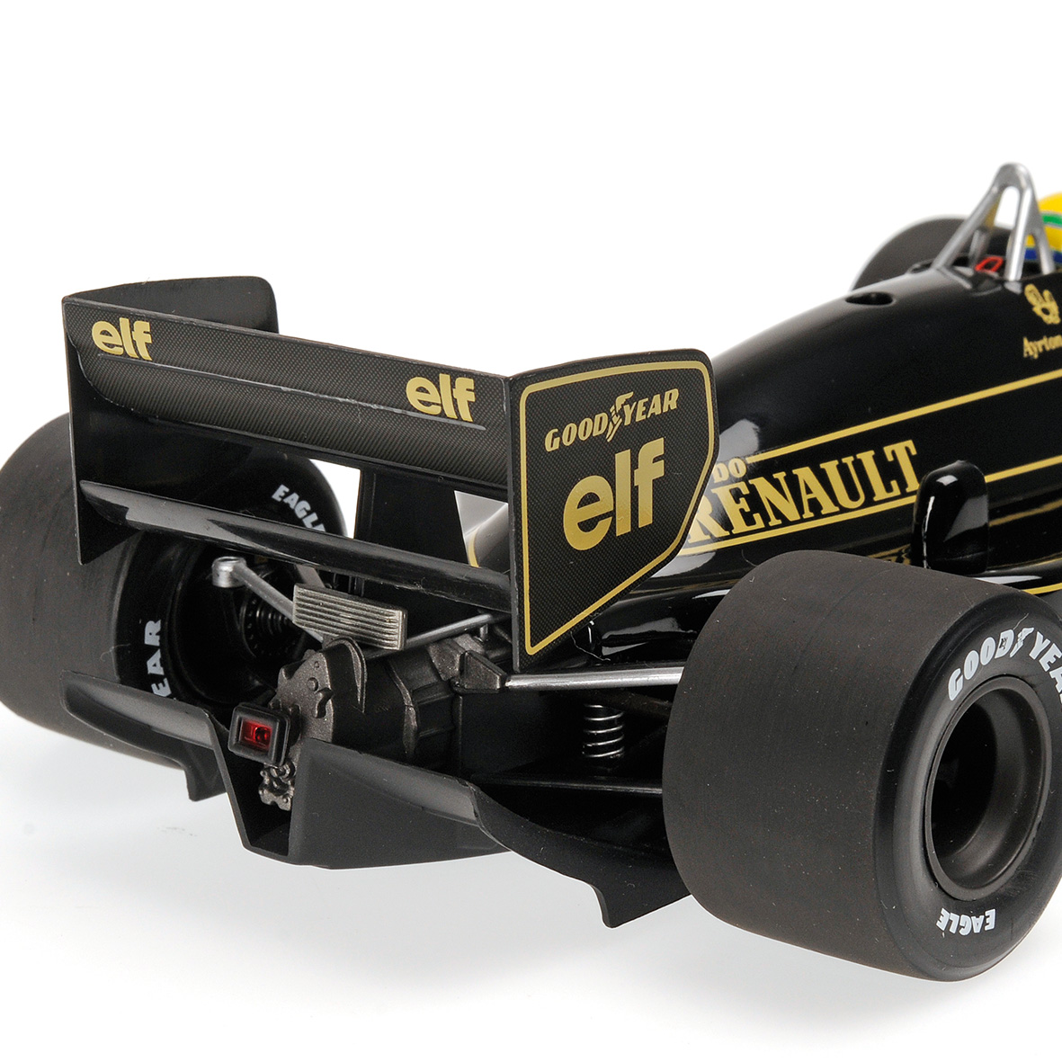 LOTUS RENAULT 98T - AYRTON SENNA - 1986