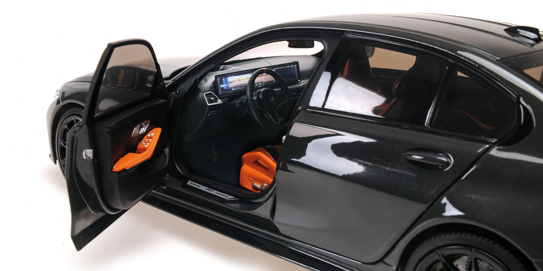 BMW M3 - 2024 - GREY METALLIC