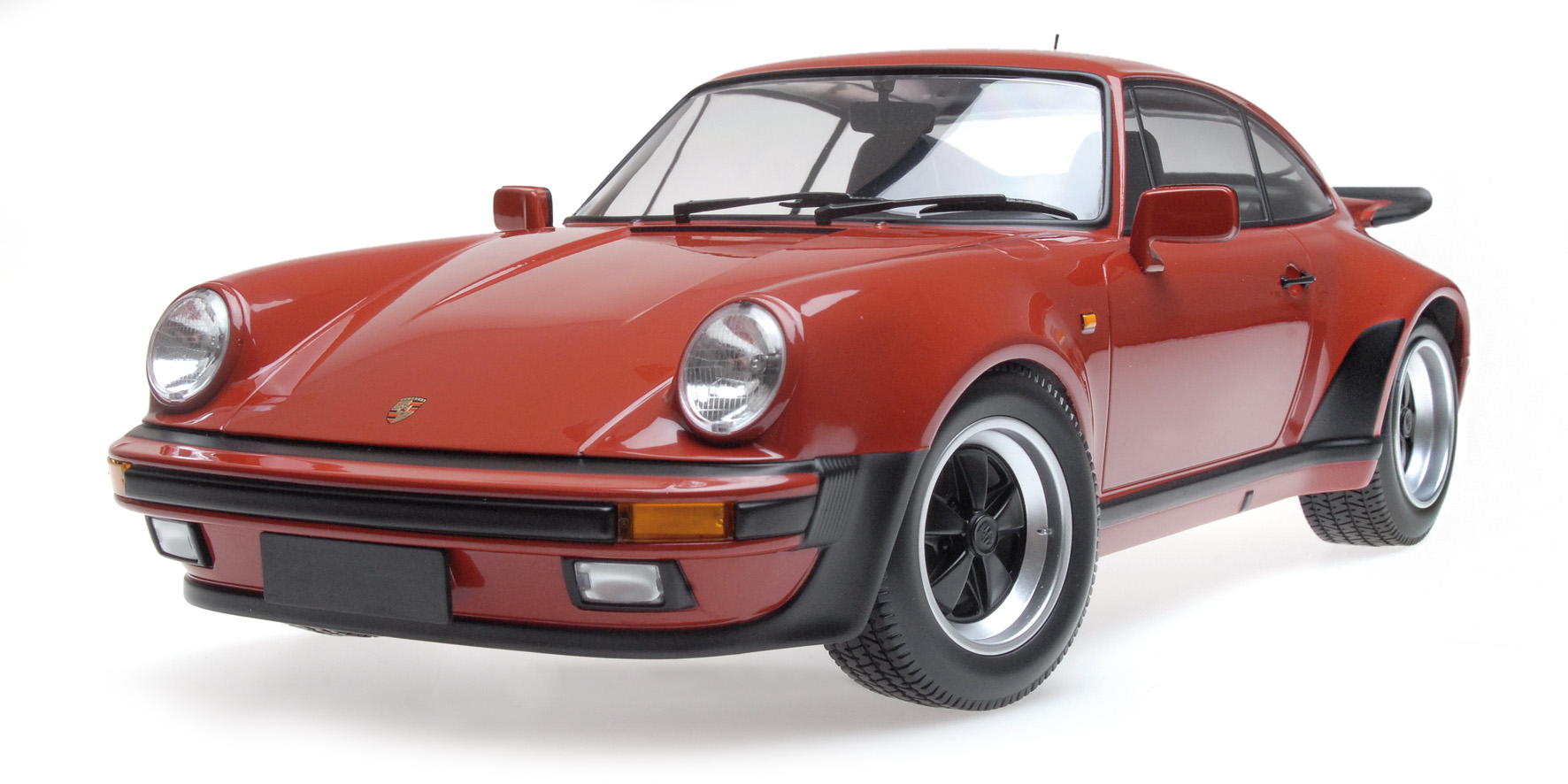PORSCHE 911 TURBO - 1977 - PERU RED