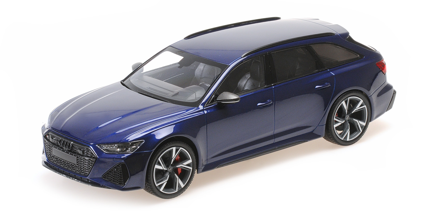 AUDI RS 6 AVANT - 2019 - BLUE METALLIC
