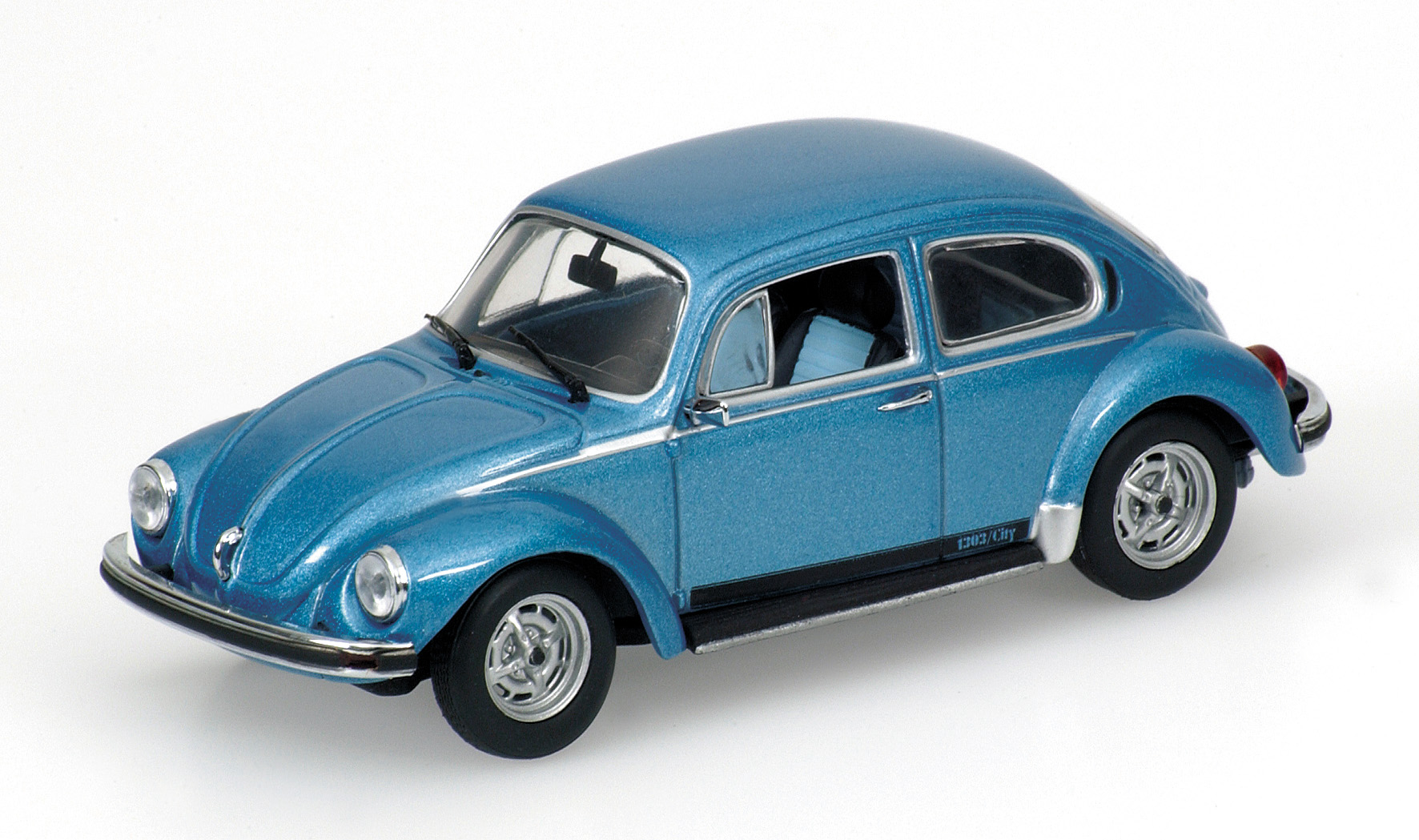 VOLKSWAGEN 1303 - 1973 - BLUE METALLIC