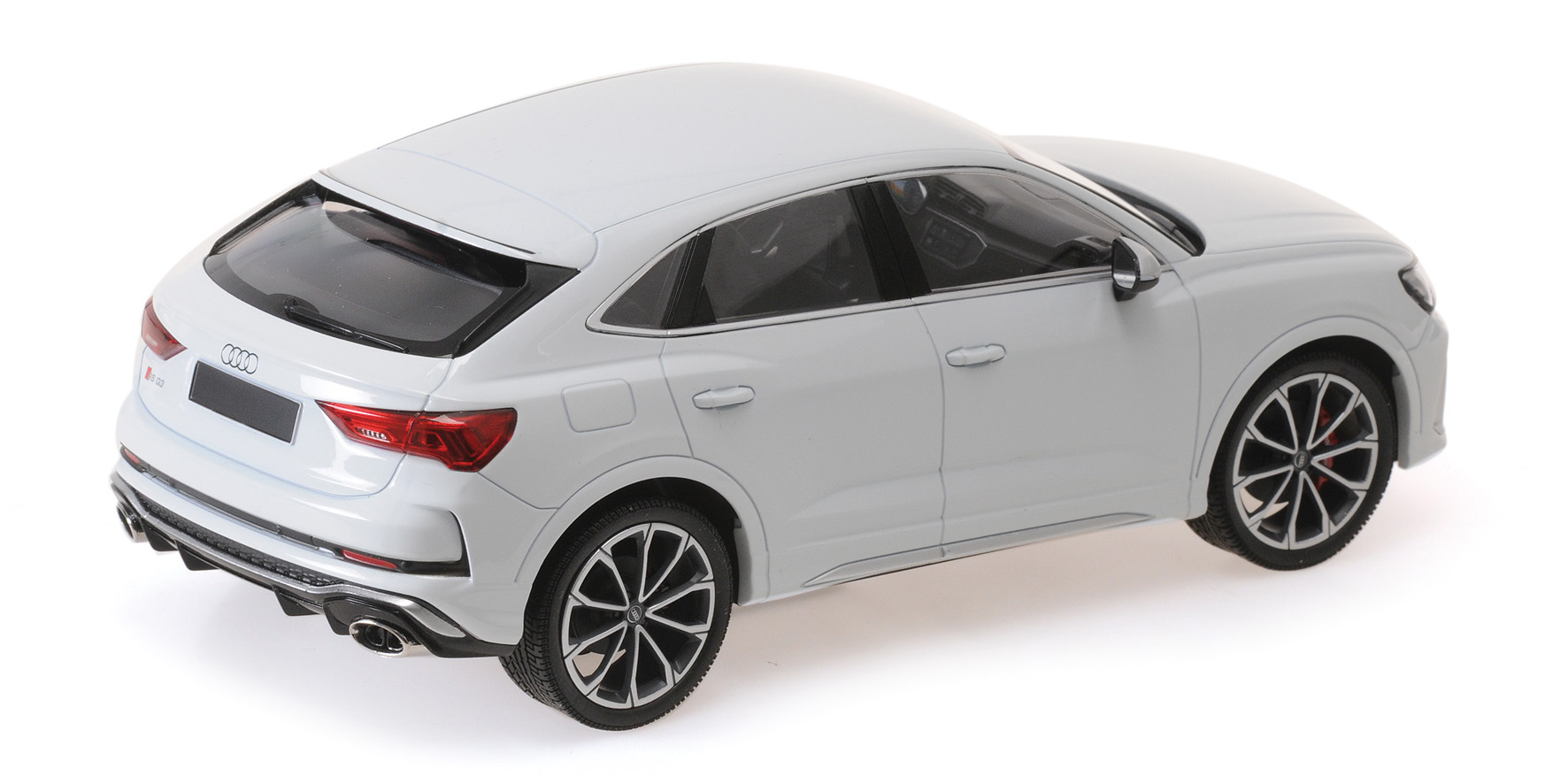 AUDI RSQ3 - 2019 - WHITE METALLIC