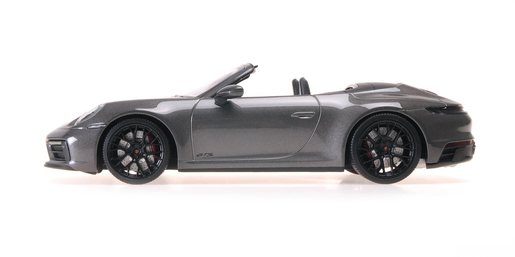PORSCHE 911 CARRERA 4 GTS CABRIOLET - 2020 - GREY METALLIC