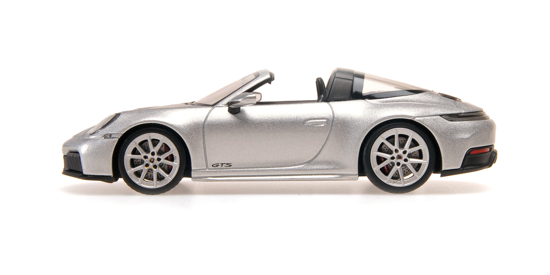 PORSCHE 911 (992.2) TARGA 4 GTS - 2024 - SILVER