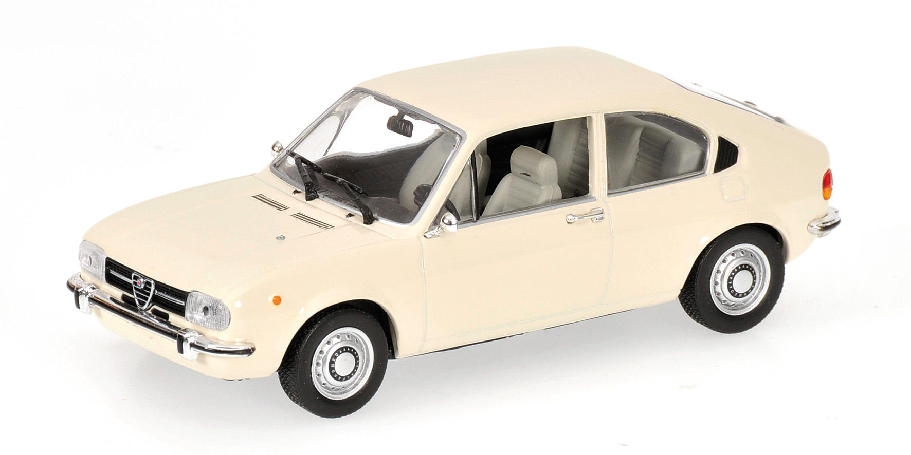ALFA ROMEO ALFASUD - 1972 - WHITE