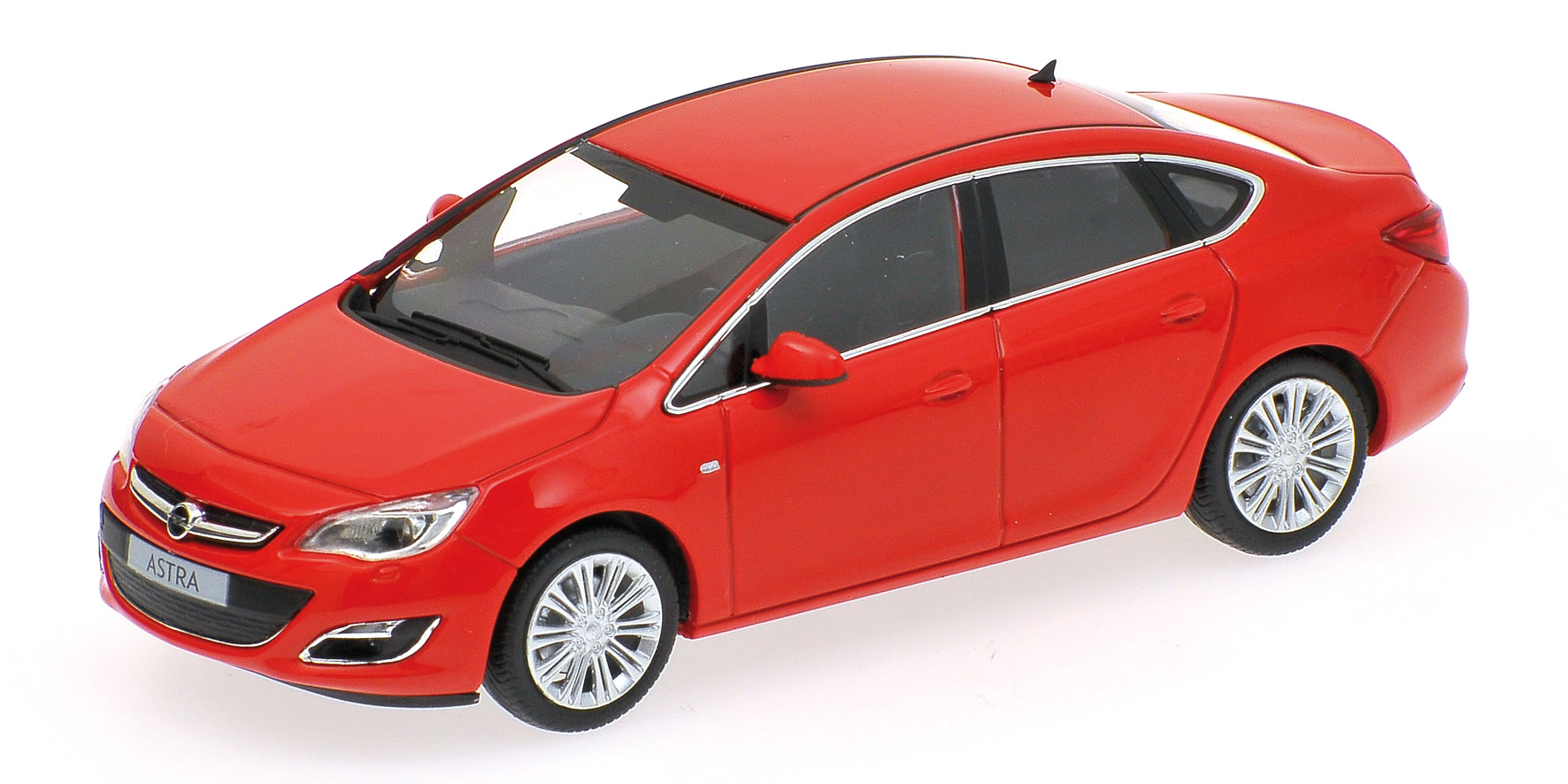 OPEL ASTRA 4-DOOR - 2012 - RED