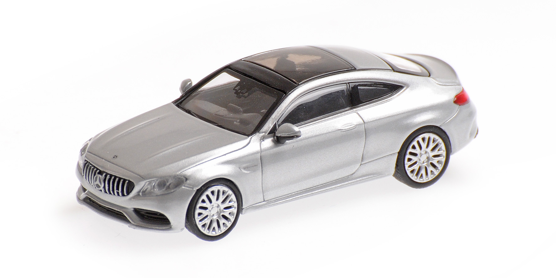 MERCEDES-AMG C 63 C-CLASS COUPÉ - 2015 - SILVER METALLIC