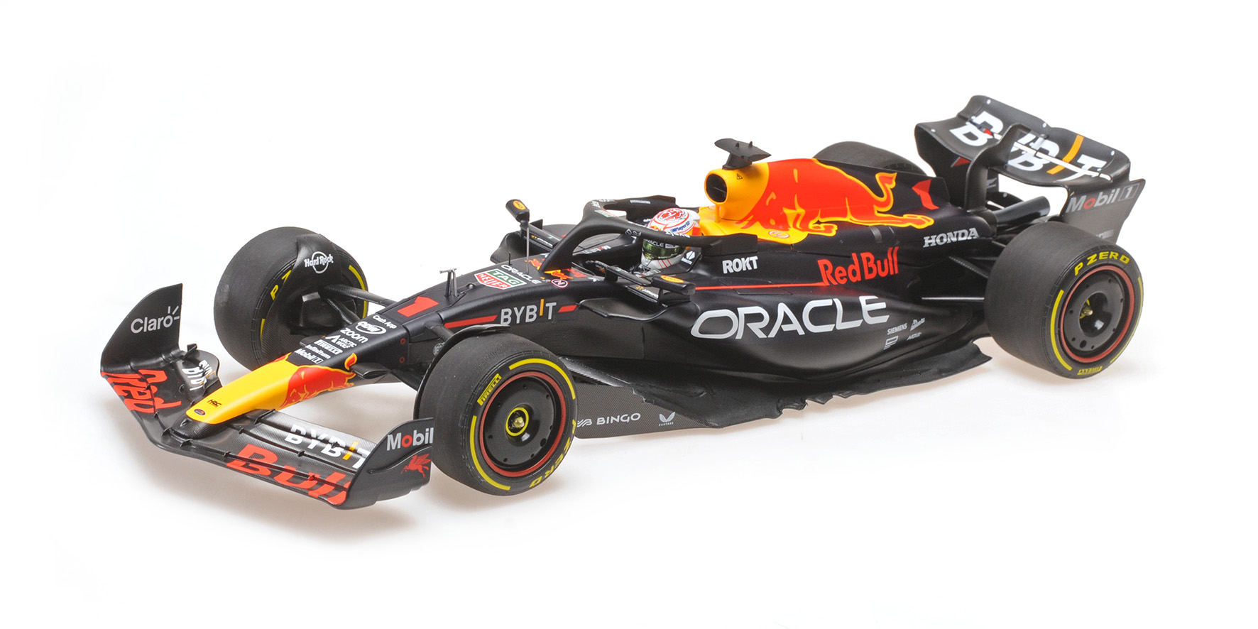 ORACLE RED BULL RACING RB19 - MAX VERSTAPPEN - WINNER JAPANESE GP - 2023