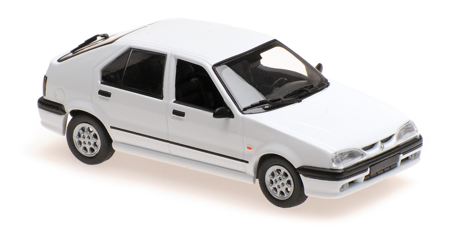 RENAULT 19 - 1995 - WHITE