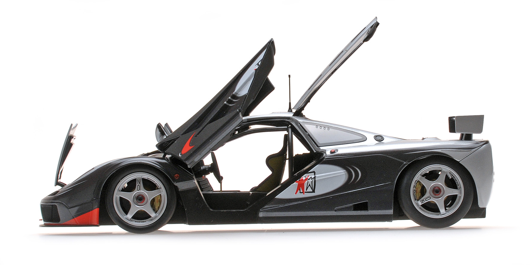 MCLAREN F1 GTR - 'ADRENALINE PROGRAM'