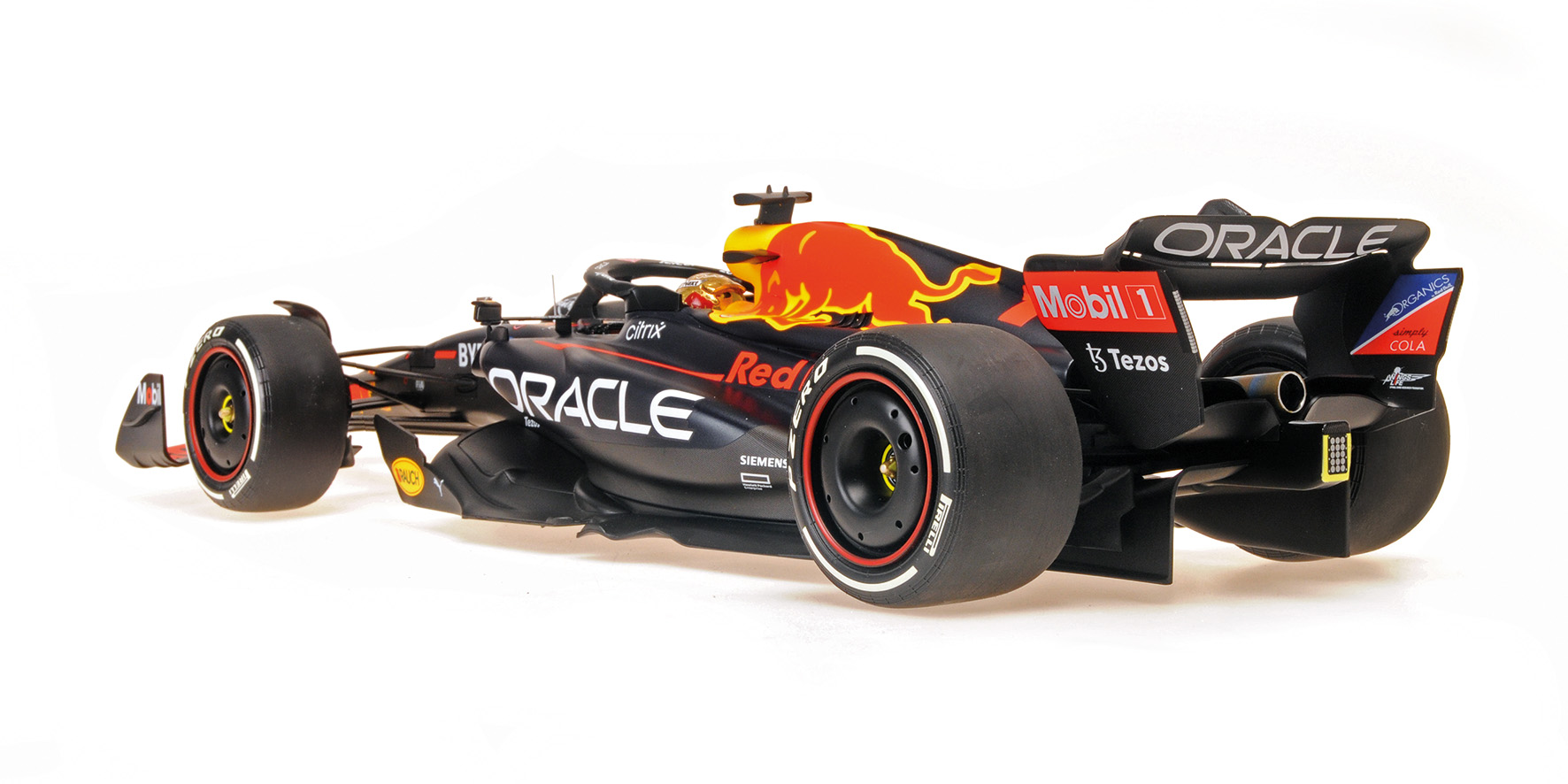 RED BULL RACING HONDA  RB18 - MAX VERSTAPPEN - WINNER ABU DHABI 2022