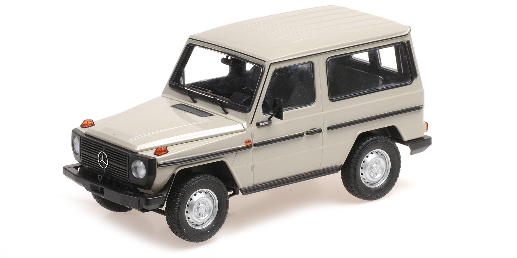 MERCEDES-BENZ G-MODEL SHORT (W460) - 1980 - GREY