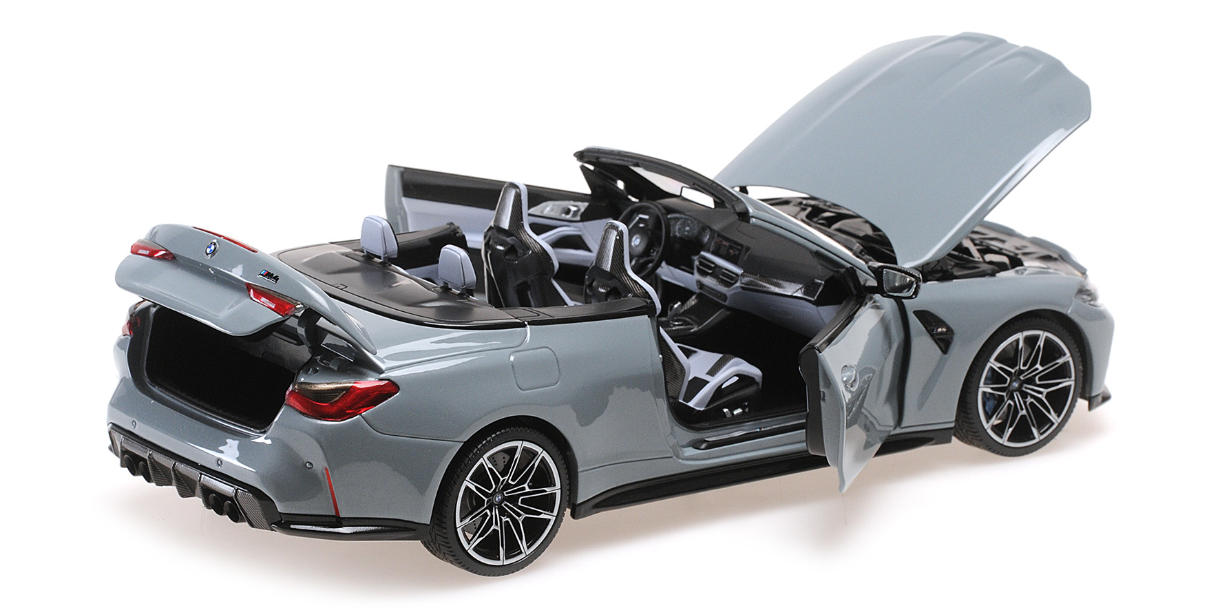 BMW M4 CABRIOLET - 2020 - GREY METALLIC