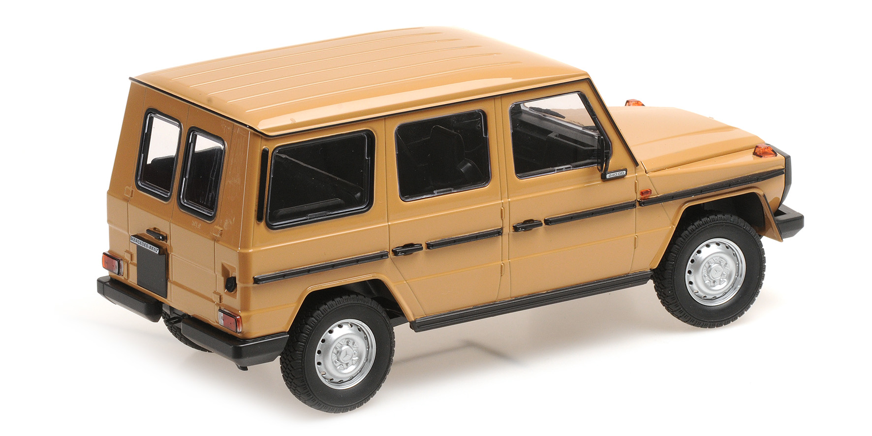 MERCEDES-BENZ G-MODEL LONG (W460) - 1980 - IVORY