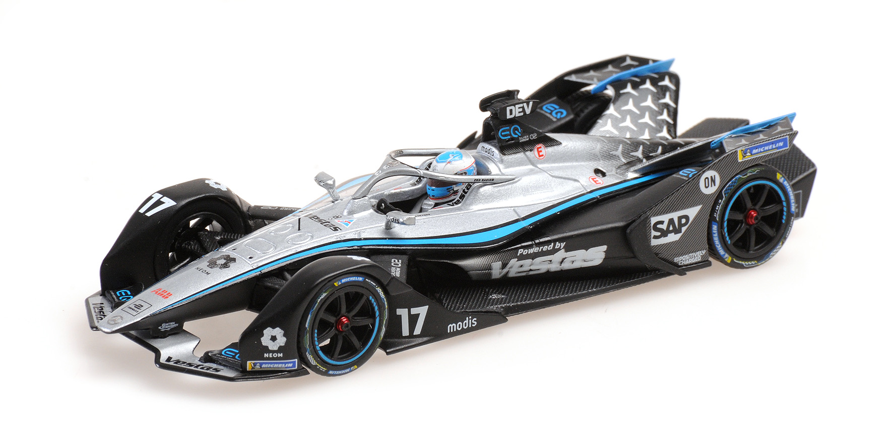 FORMULA E SEASON 8 – MERCEDES-BENZ EQ – NYCK DE VRIES