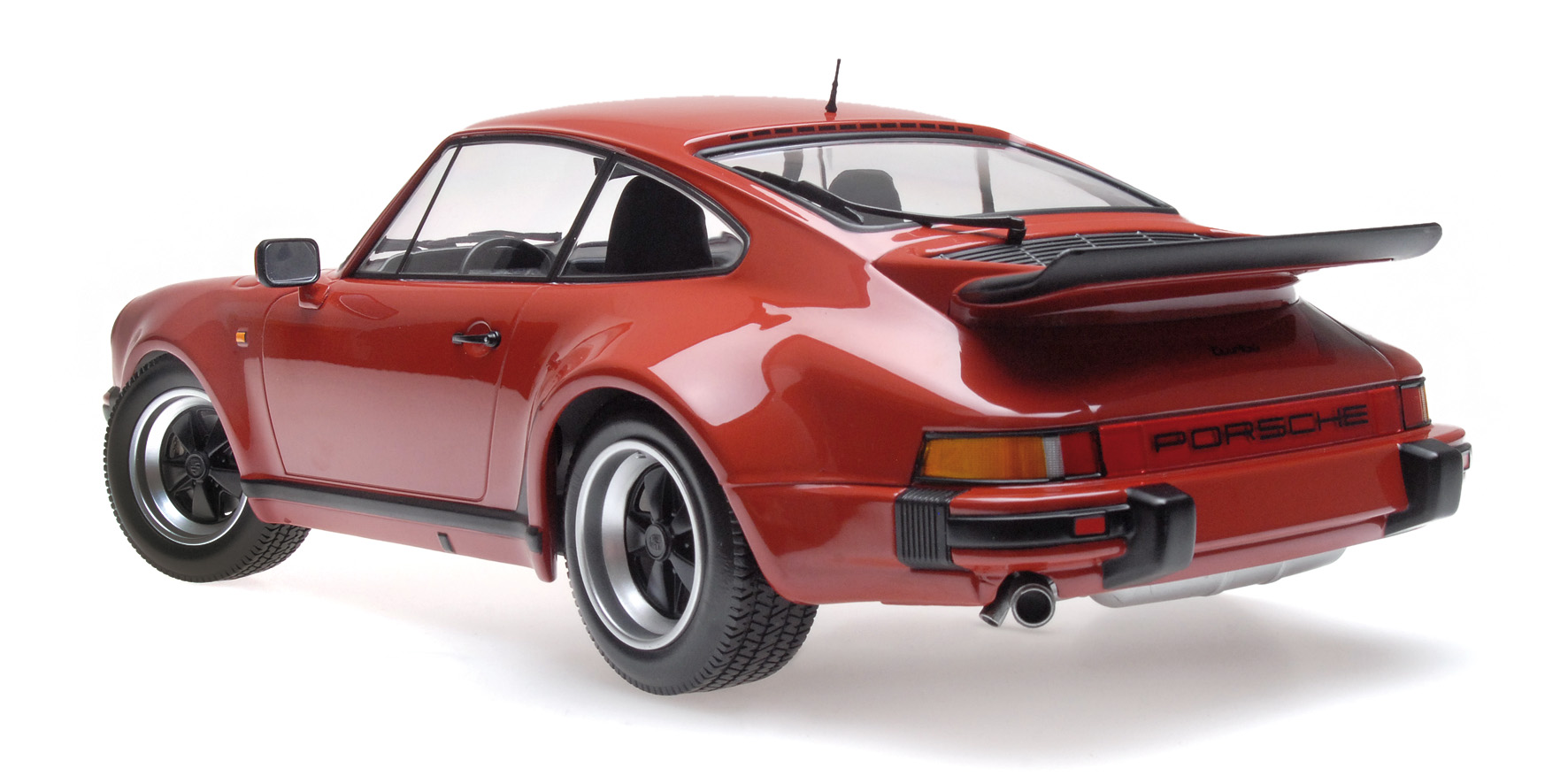 PORSCHE 911 TURBO - 1977 - PERU RED