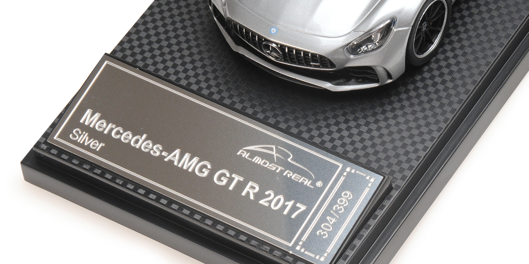 MERCEDES-AMG GT R - SILVER