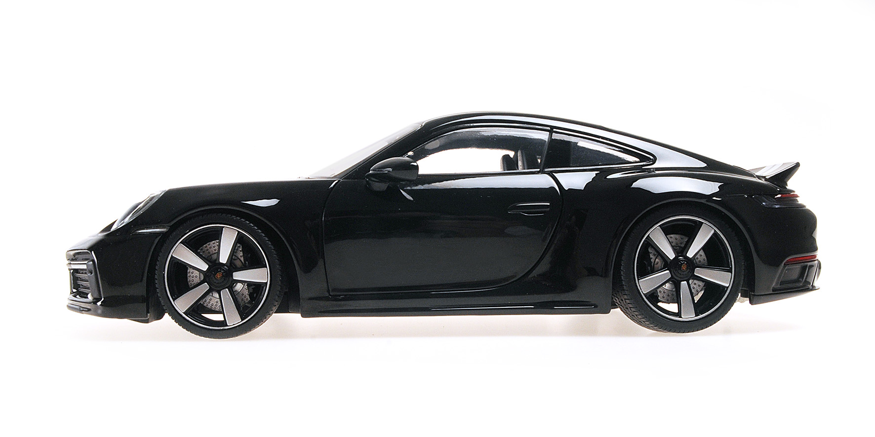 PORSCHE 911 (992) SPORT CLASSIC - 2022 - BLACK