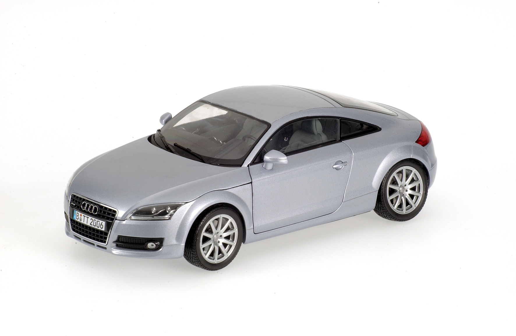 AUDI TT - 2006 - SILVERBLUE METALLIC