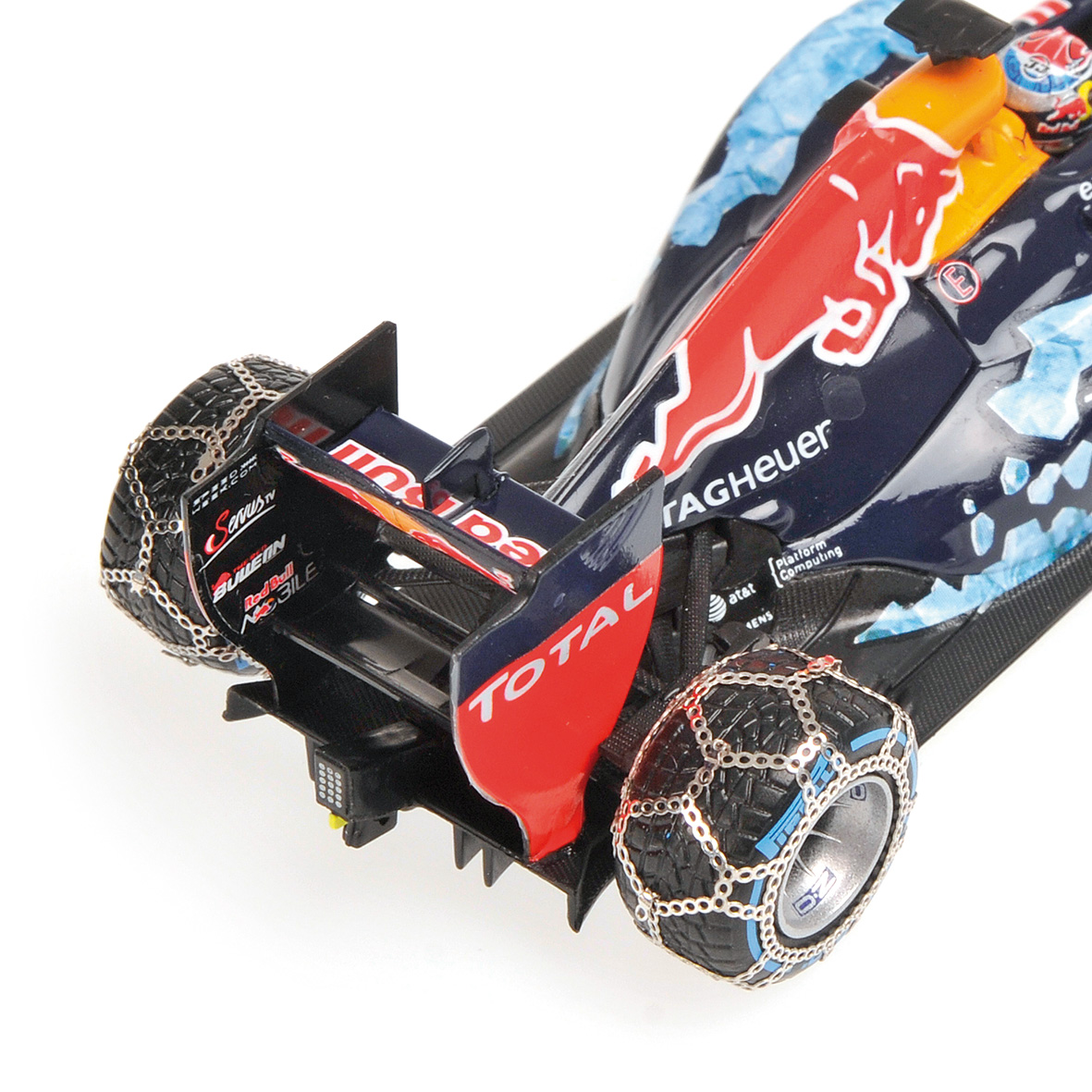RED BULL RACING TAG HEUER RB7 - MAX VERSTAPPEN - SNOW DEMONSTR. RUN - KITZBÜHEL 14TH JANUARY 2016