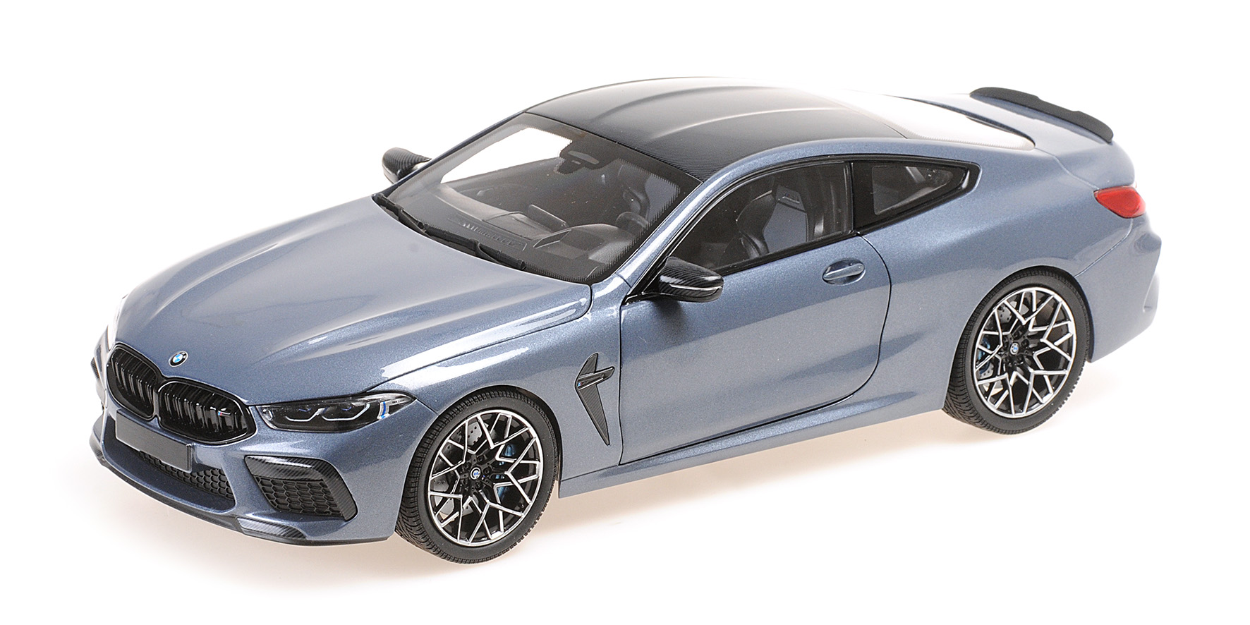 BMW M8 COUPE - BLUE METALLIC - 2020