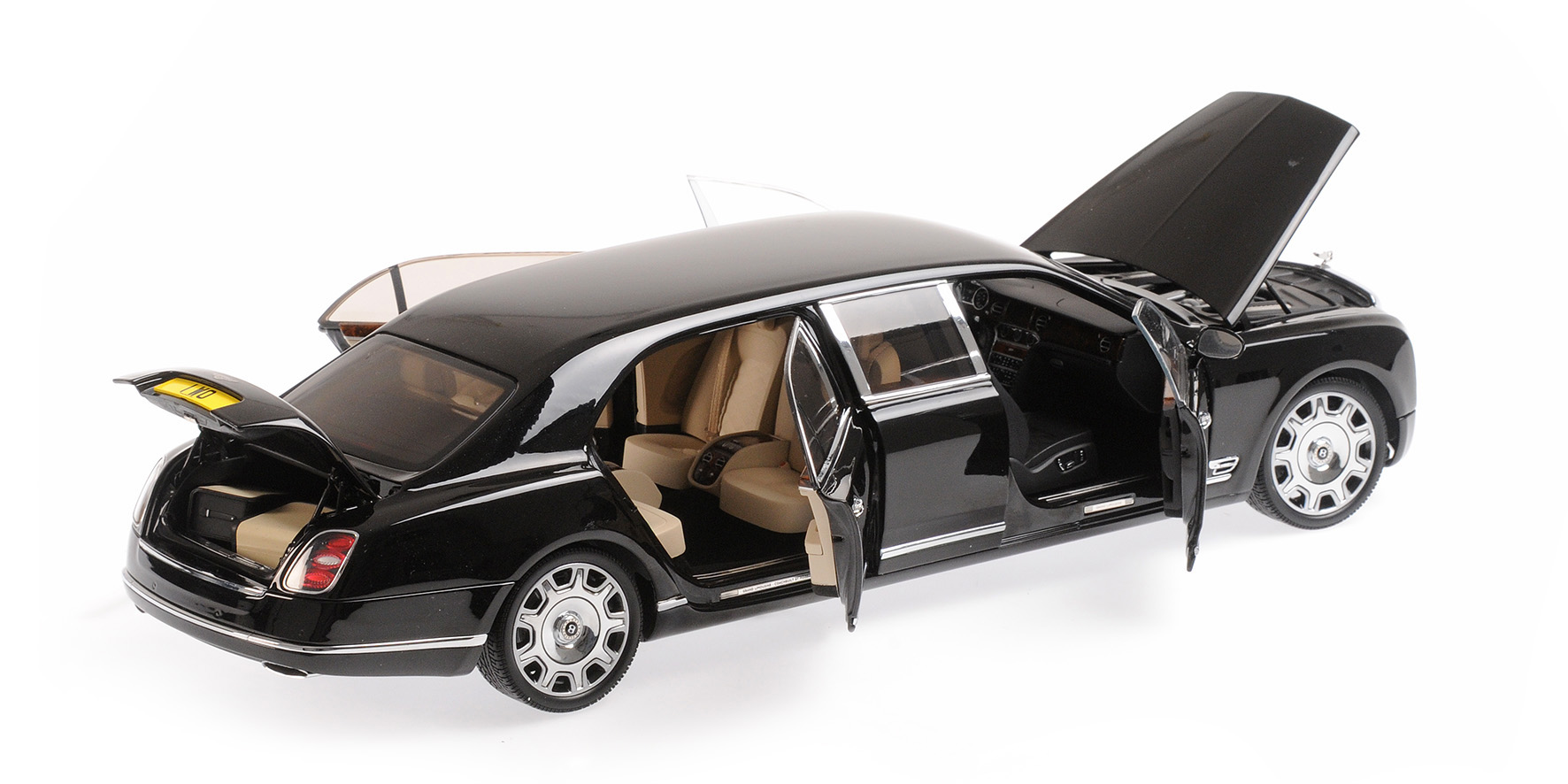 BENTLEY MULSANNE GRAND LIMOUSINE BY MULLINER 2017 - ONYX