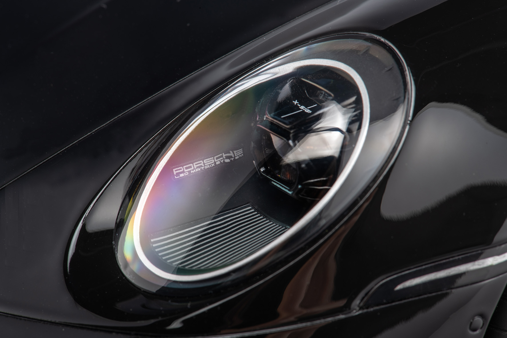 PORSCHE 911 (992) CARRERA 4S - 2020 - TIEFSCHWARZMETALLIC