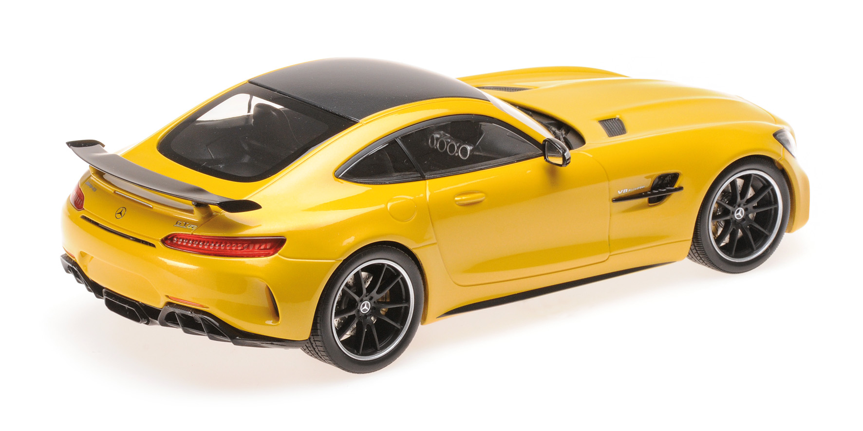 MERCEDES-AMG GT-R - 2017 - YELLOW