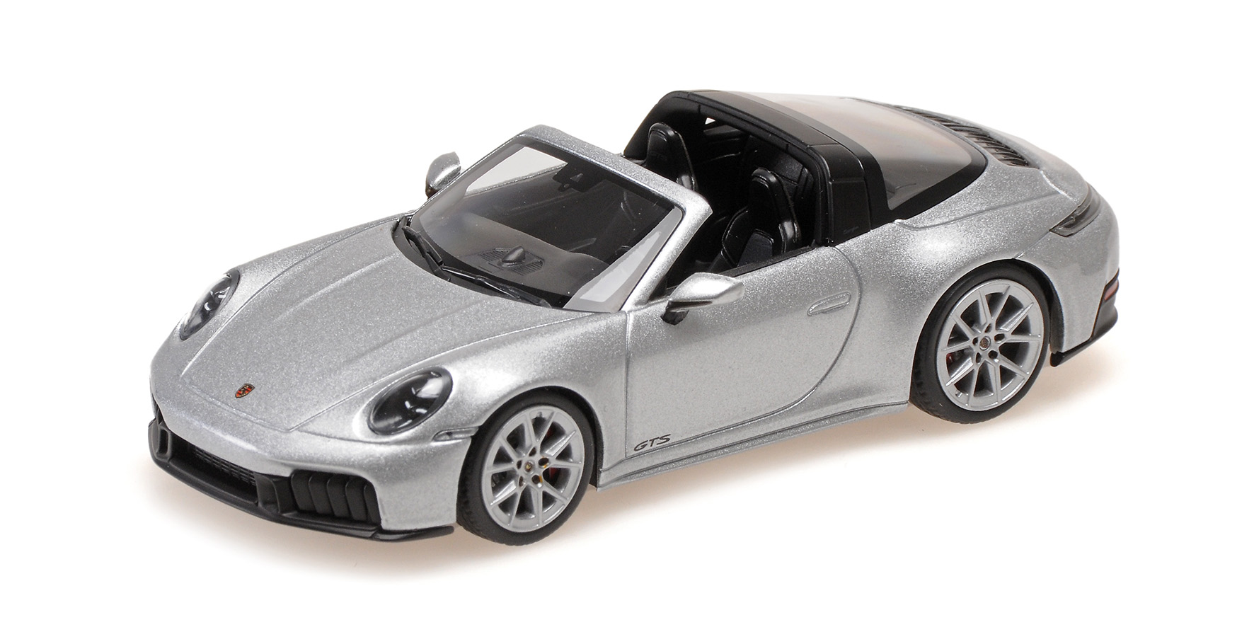 PORSCHE 911 (992.2) TARGA 4 GTS - 2024 - SILVER