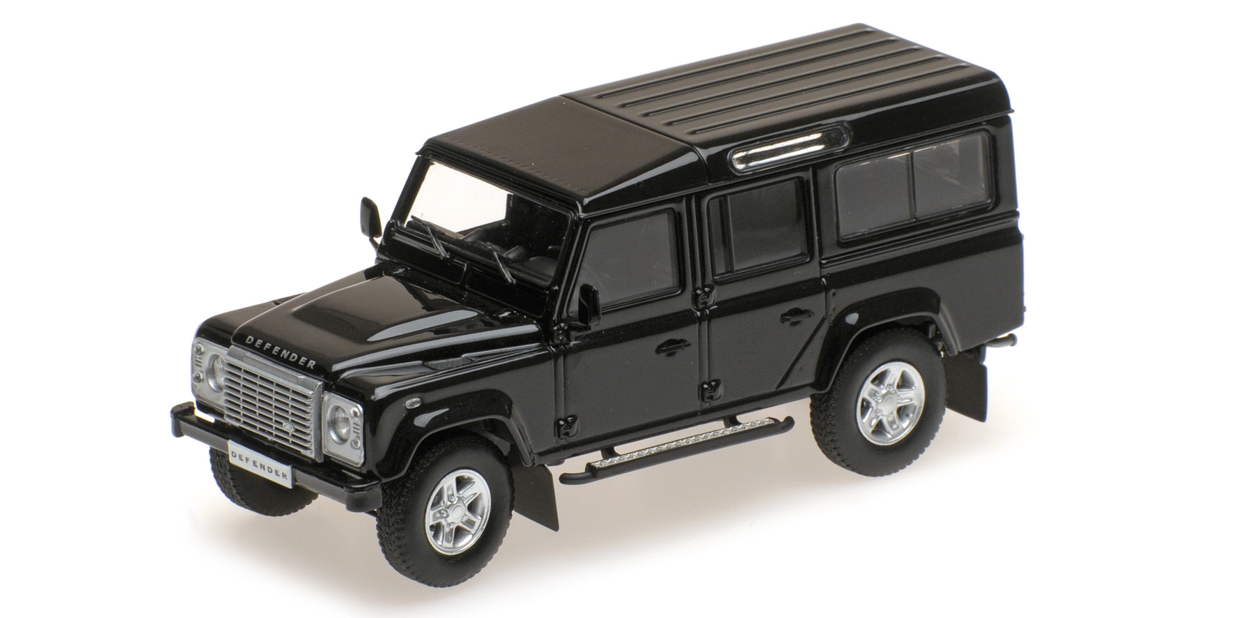 LAND ROVER DEFENDER 110 - 2014 - BLACK