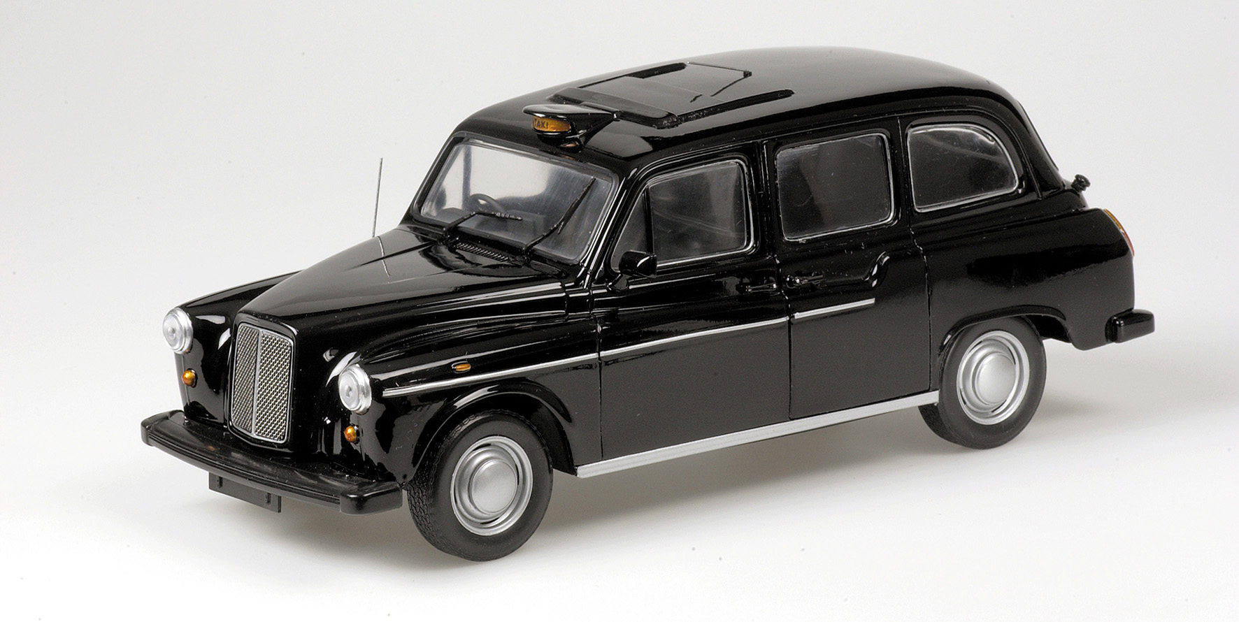 AUSTIN FX4 -1989 - 'TAXI LONDON'