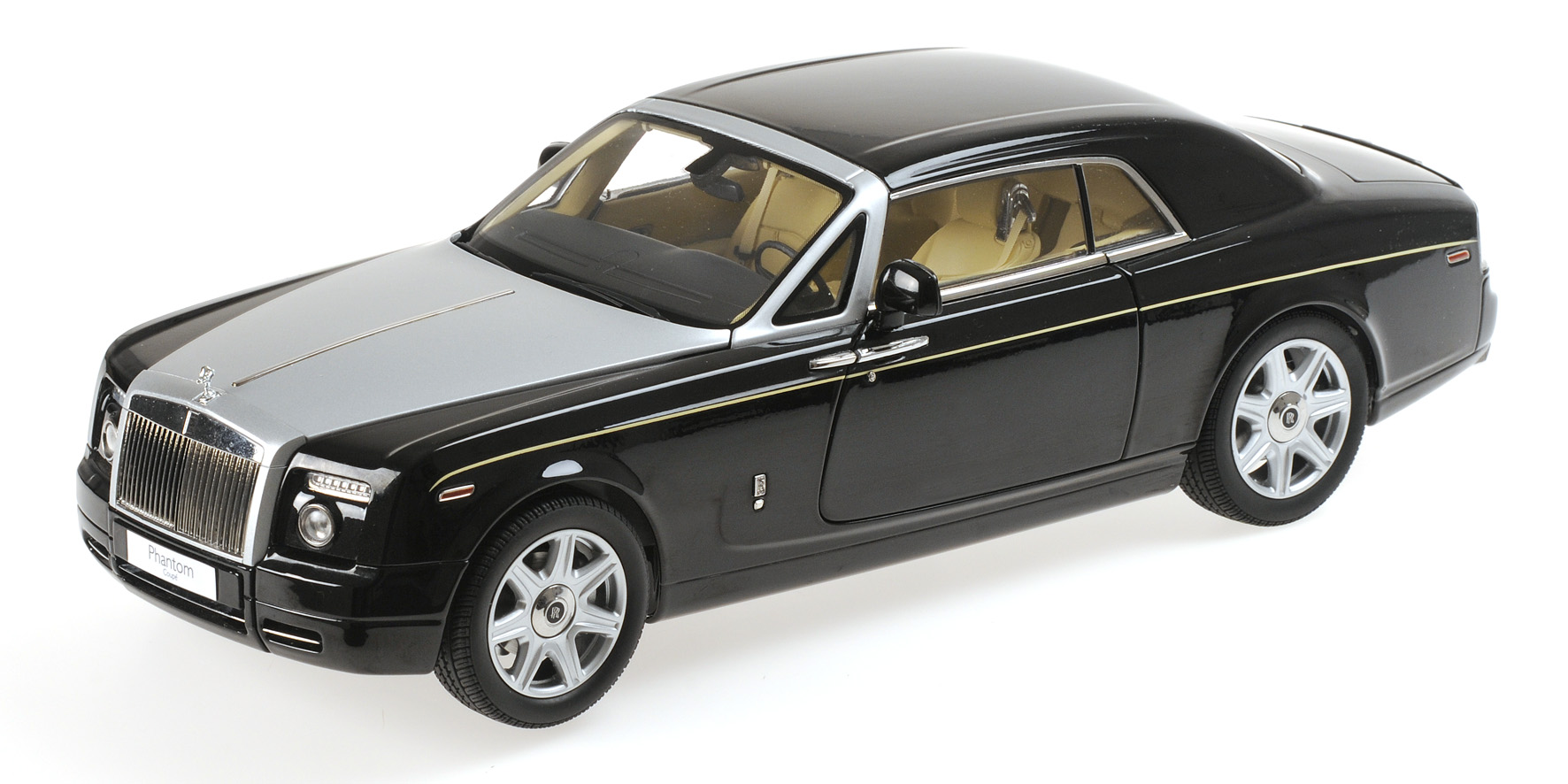 ROLLS ROYCE PHANTOM COUPE - DIAMOND BLACK (08861DBK)
