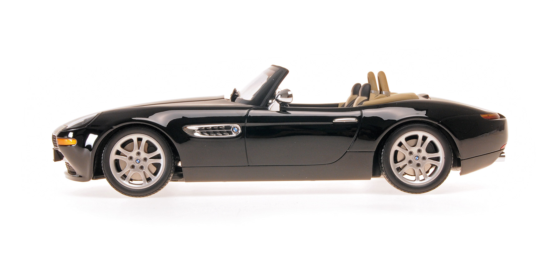 BMW Z8 ROADSTER - 2000 - BLACK