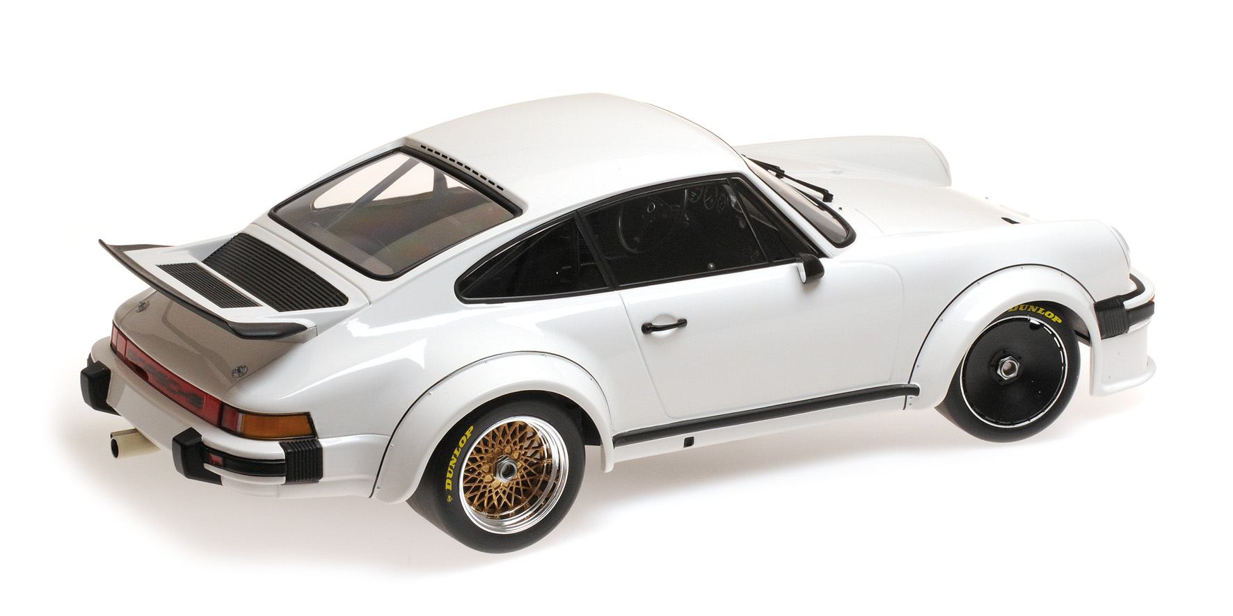 PORSCHE 934 - 1976 - WHITE