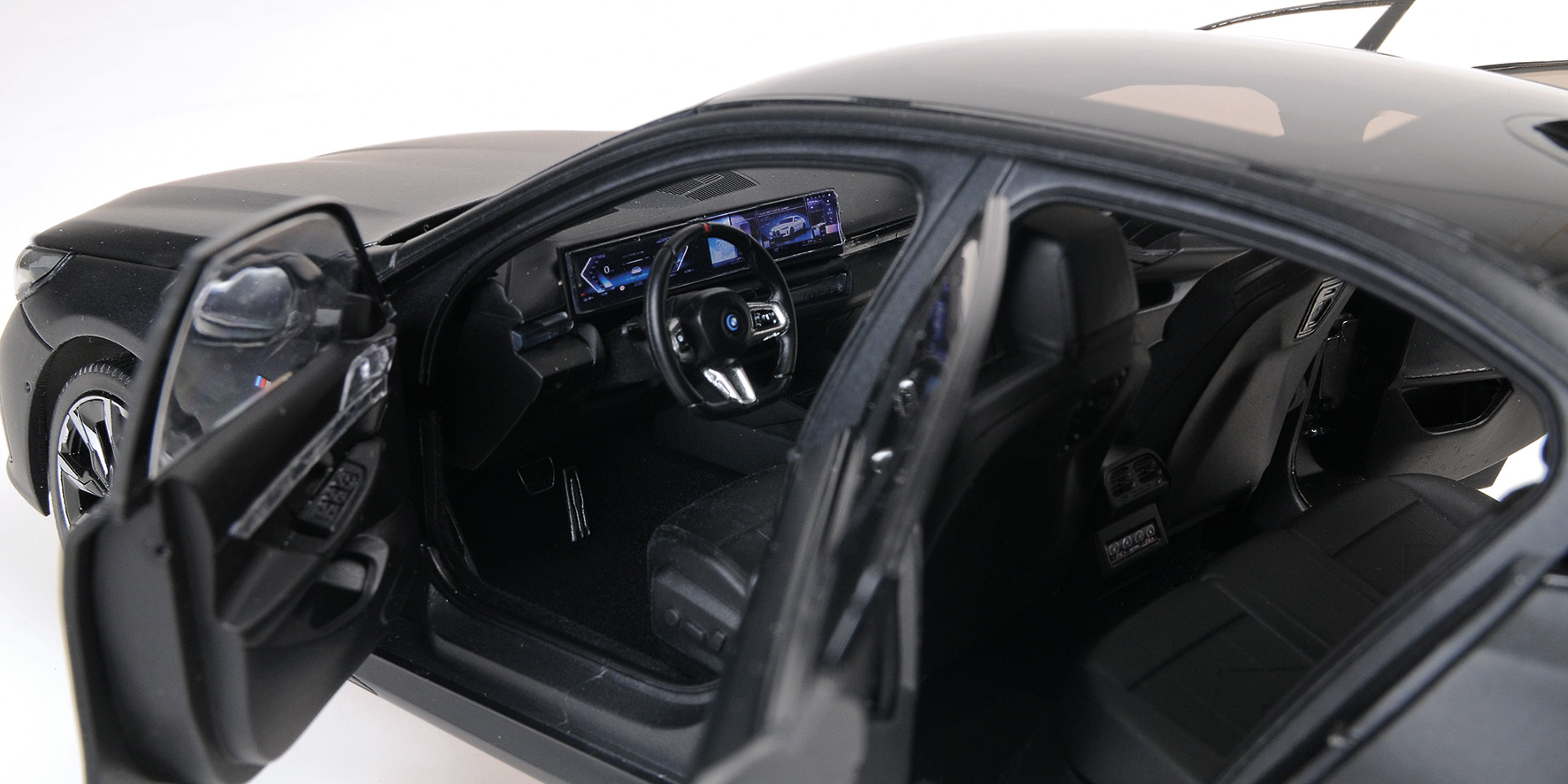BMW i5 - 2023 - MATT GREY