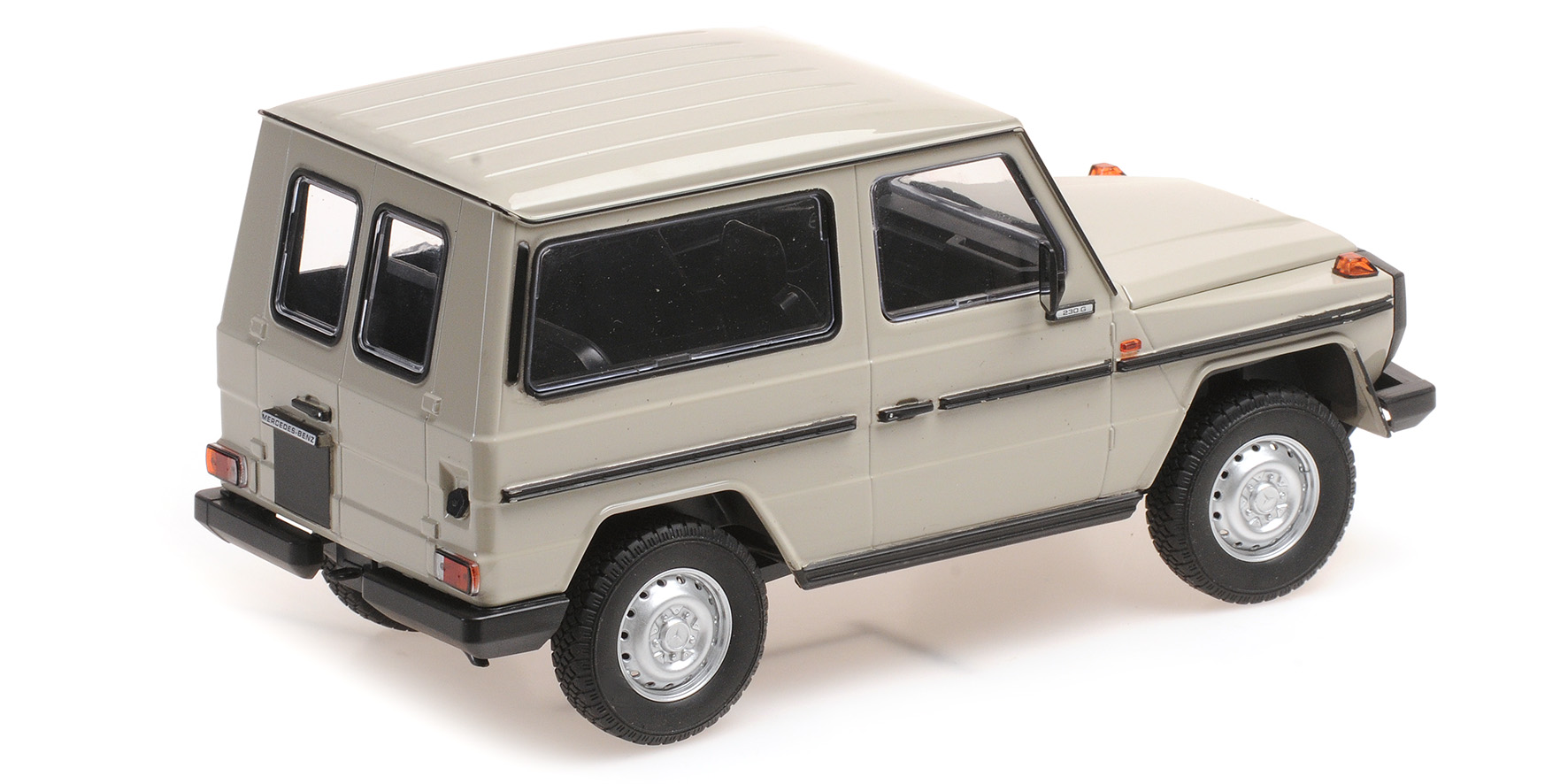 MERCEDES-BENZ G-MODEL SHORT (W460) - 1980 - GREY