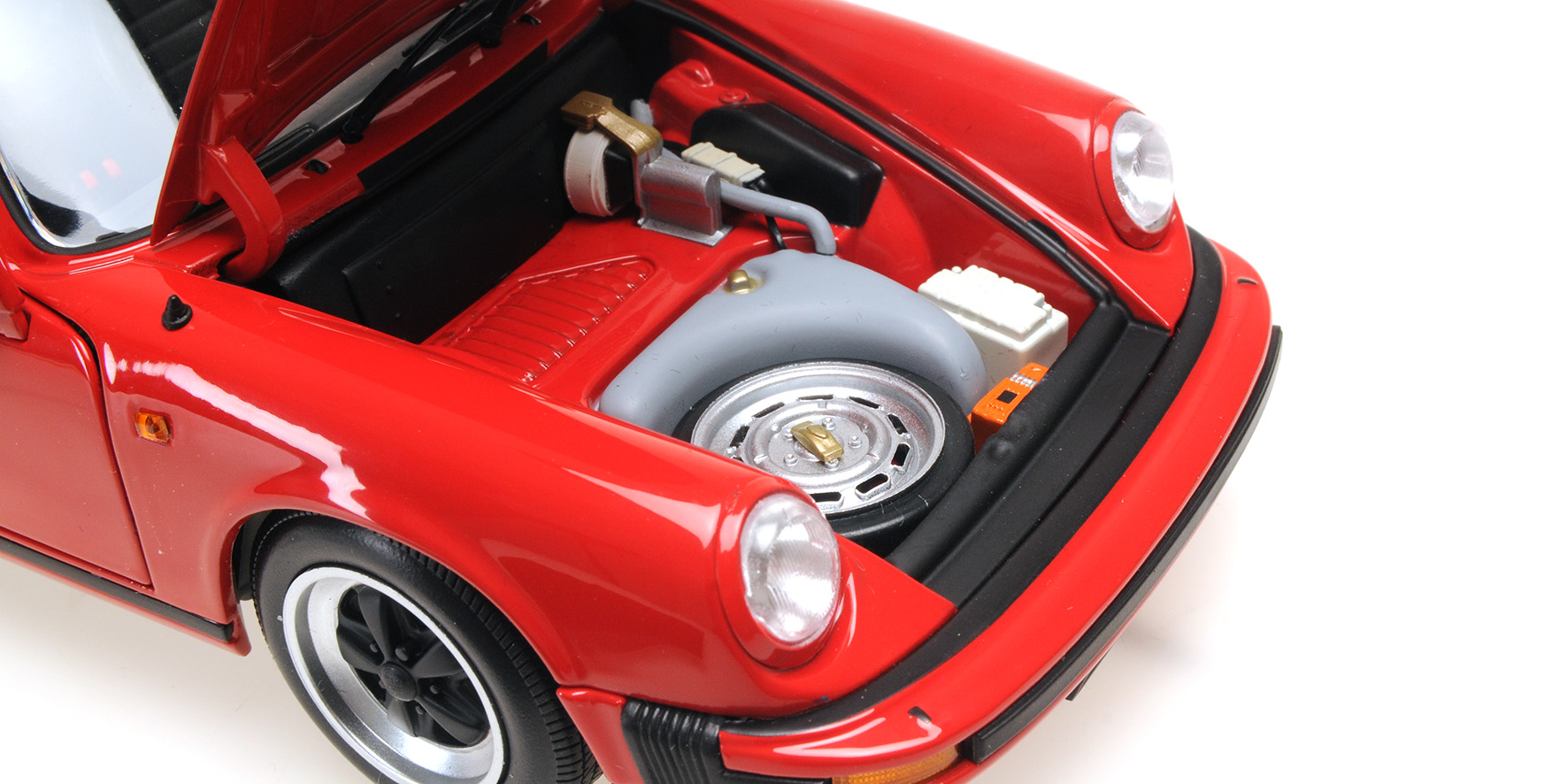 PORSCHE 911 CARRERA CABRIOLET 3.2 - 1983 - RED