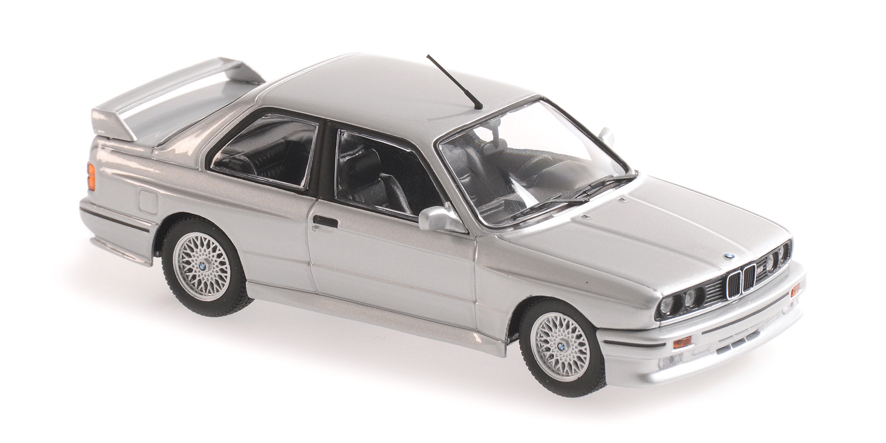 BMW M3 (E30) - 1987 - SILVER METALLIC