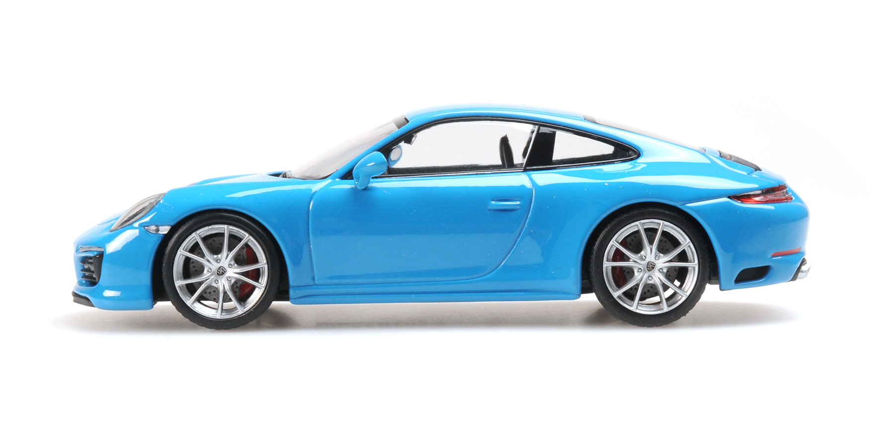 PORSCHE 911 CARRERA - 2018 - MIAMIBLAU – EXCLUSIVE FOR MINICHAMPS.DE