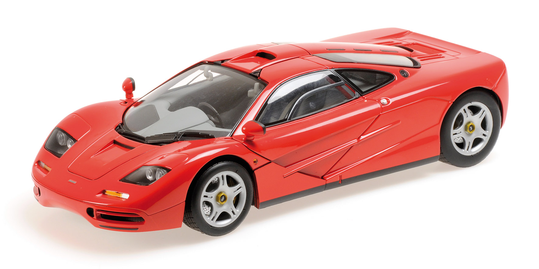 MCLAREN F1 - ROAD CAR - 1993 - RED